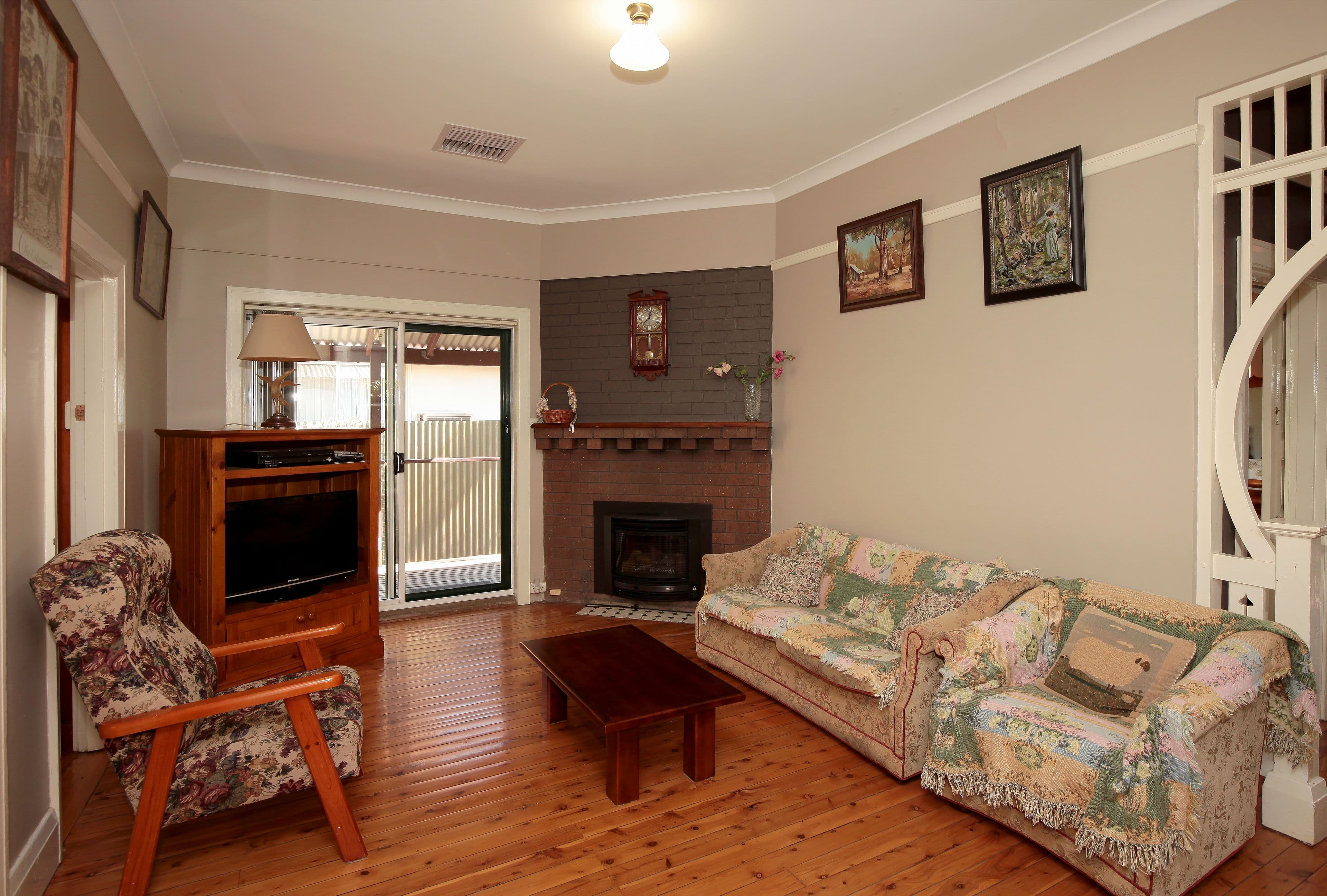 186 Gurwood Street, Wagga Wagga - Thumbnail 6