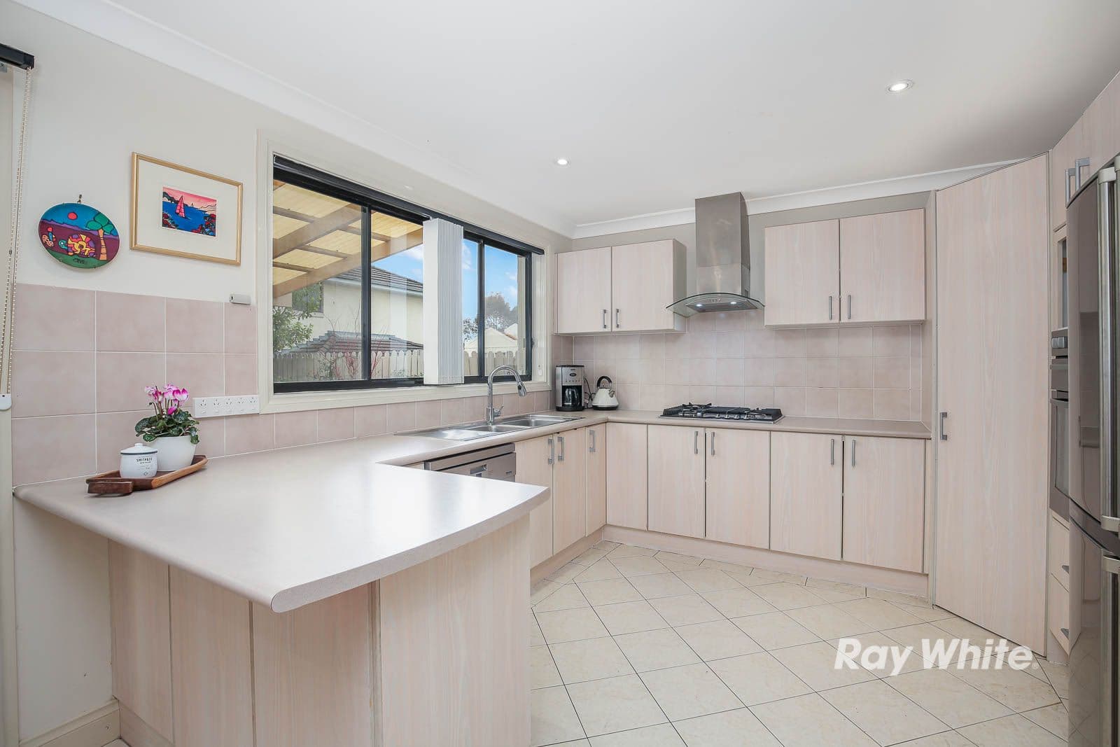 19 Greenhill Drive, Glenwood - Thumbnail 3