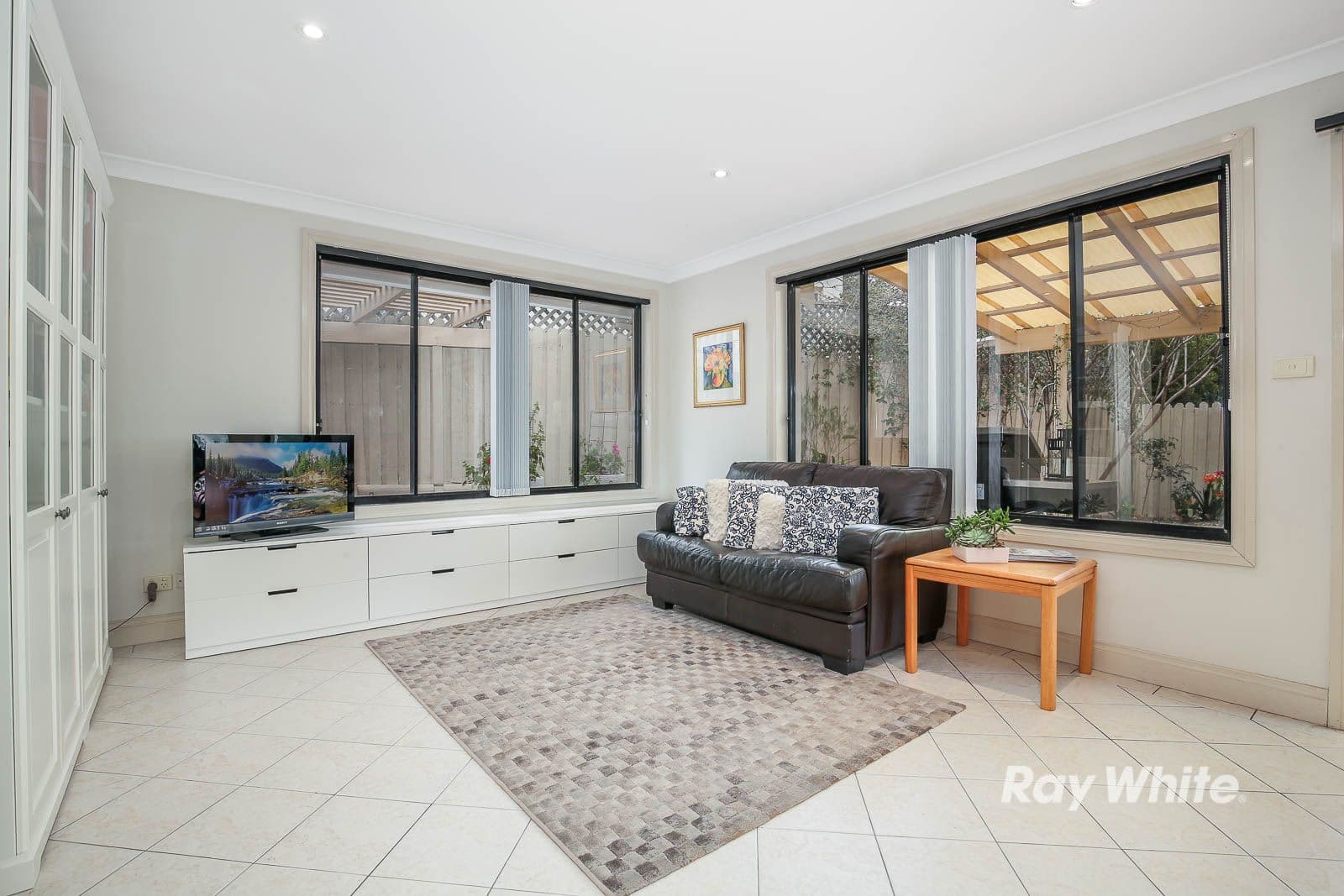 19 Greenhill Drive, Glenwood - Thumbnail 5