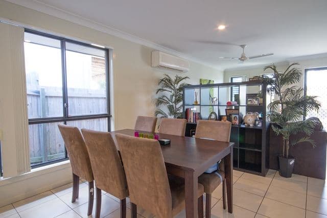 16 Silver Gull Street, COOMERA QLD 4209, Coomera - Thumbnail 5