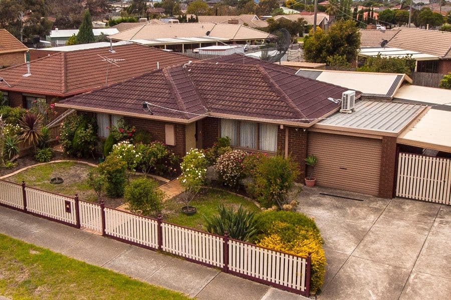 4 Banbury Crescent, Craigieburn VIC 3064, Craigieburn - Thumbnail 3