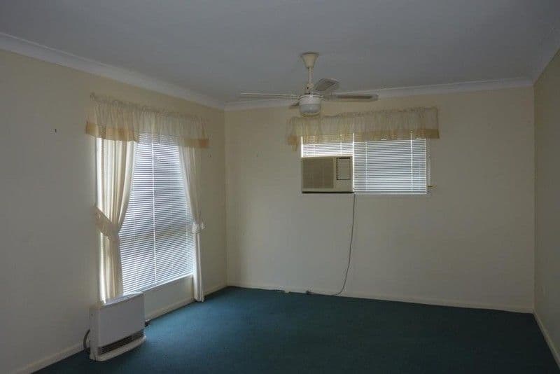 8 Davidson Street, OAKEY QLD 4401, Oakey - Thumbnail 4