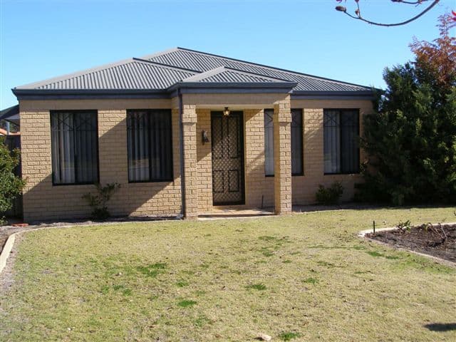 10 Portofino Turn, ELLENBROOK WA 6069, Ellenbrook - Thumbnail 2