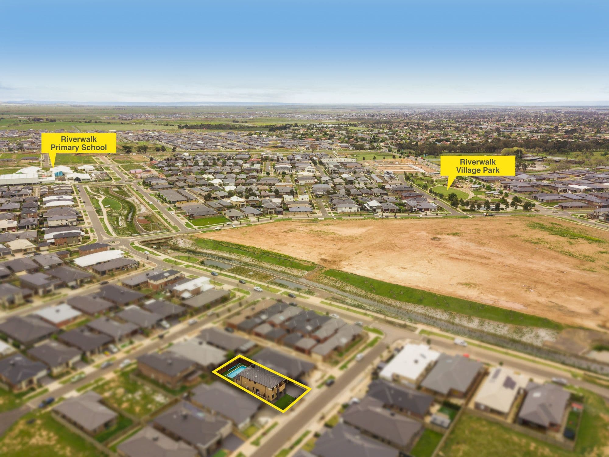6 Aberfeldy Road, Werribee VIC 3030, Werribee - Thumbnail 2