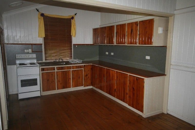 34 Grevillea Street, BILOELA QLD 4715, Biloela - Thumbnail 2