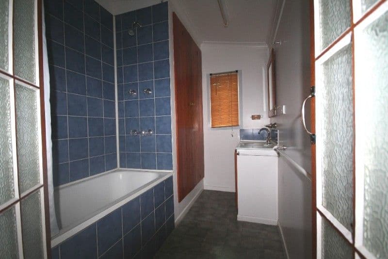 34 Grevillea Street, BILOELA QLD 4715, Biloela - Thumbnail 4