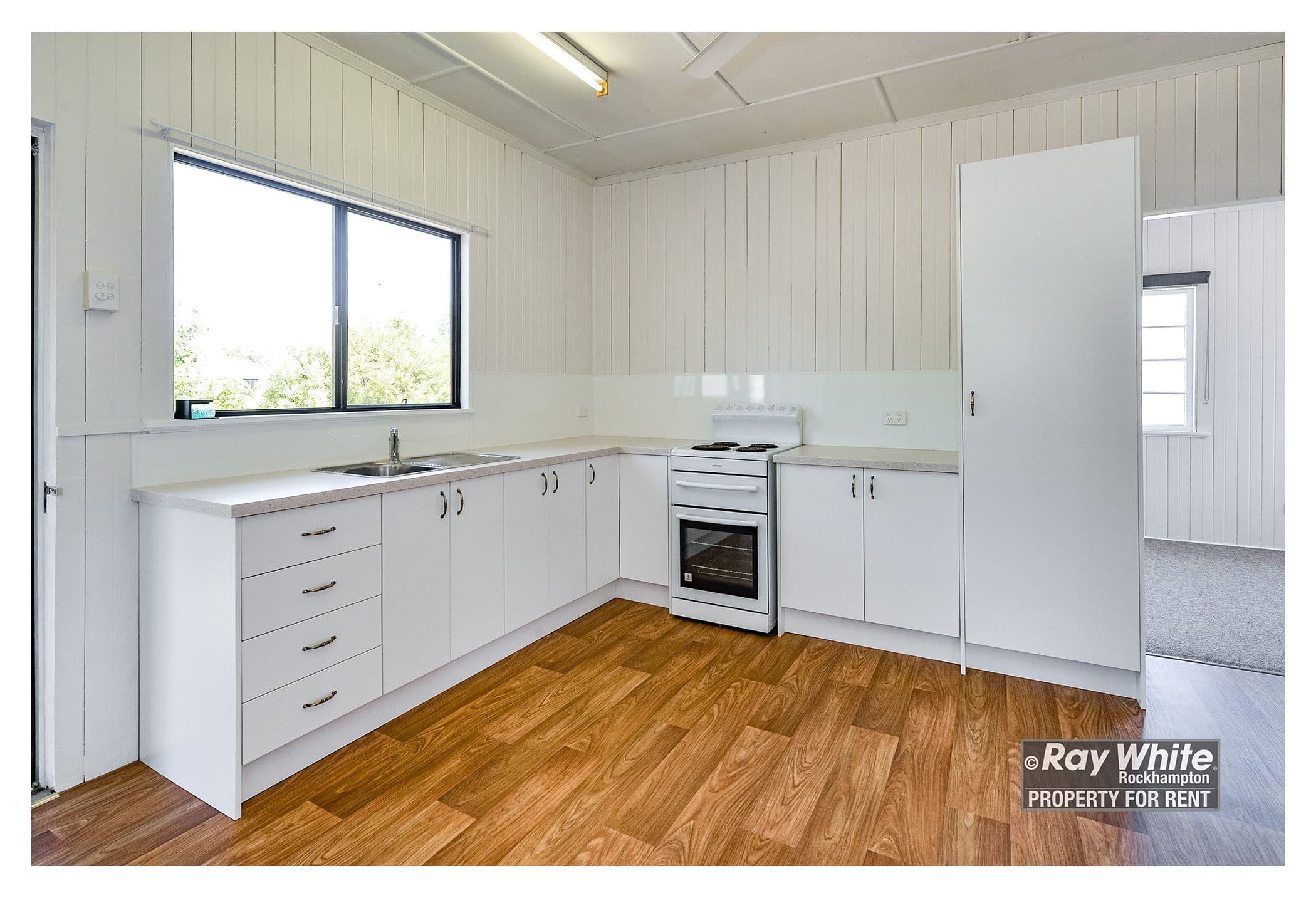 30 Hogan Street, Park Avenue QLD 4701, Park Avenue - Thumbnail 2