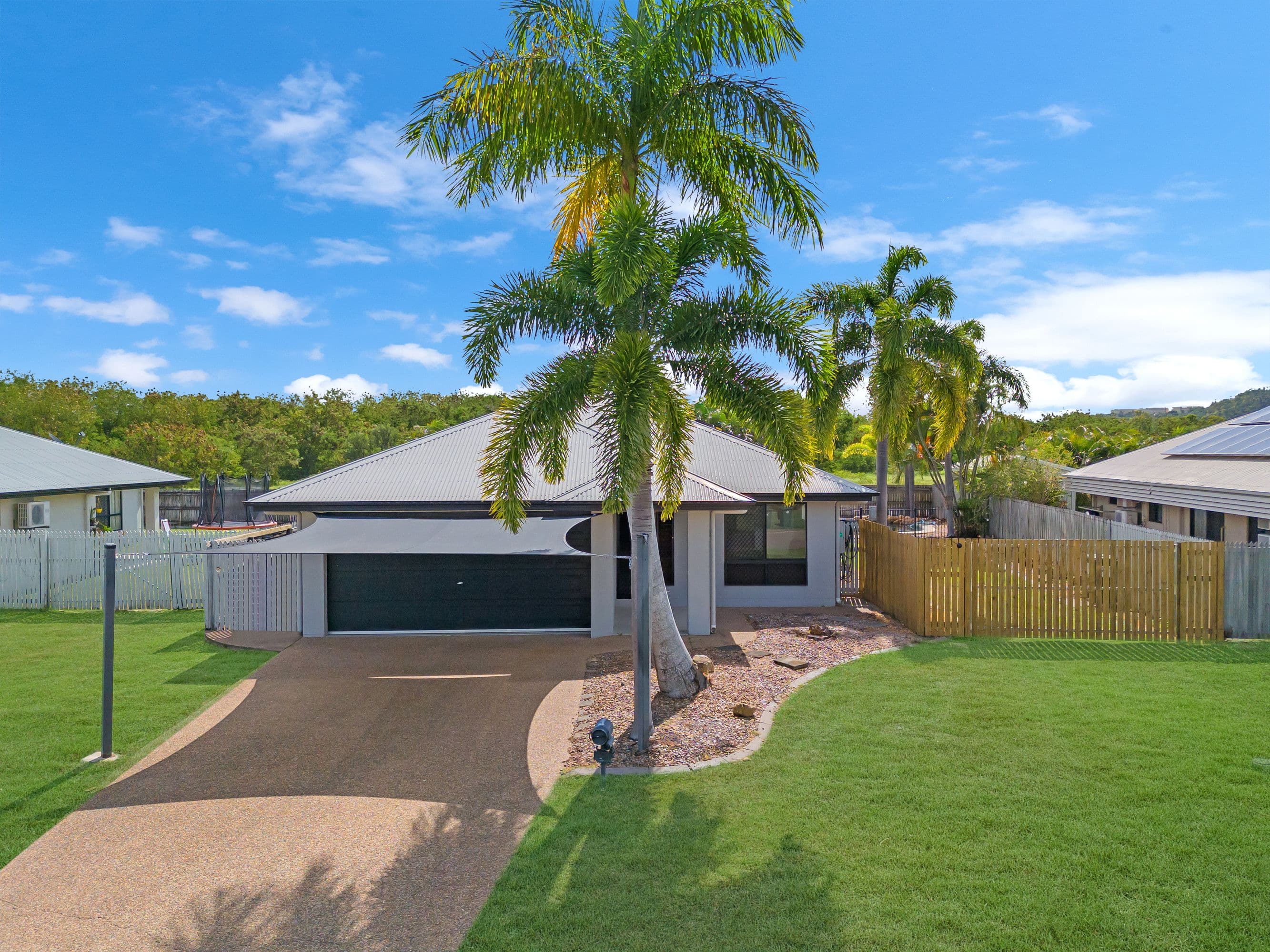 23 Chichester Avenue, Kirwan QLD 4817, Kirwan - Thumbnail 2
