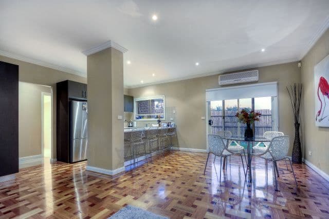 152 St Vigeons Road, Reservoir VIC 3073, Reservoir - Thumbnail 3