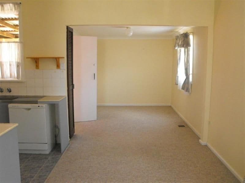 2 Kookaburra Street, PARKES NSW 2870, Parkes - Thumbnail 3