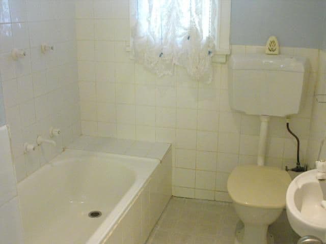 2 Kookaburra Street, PARKES NSW 2870, Parkes - Thumbnail 8