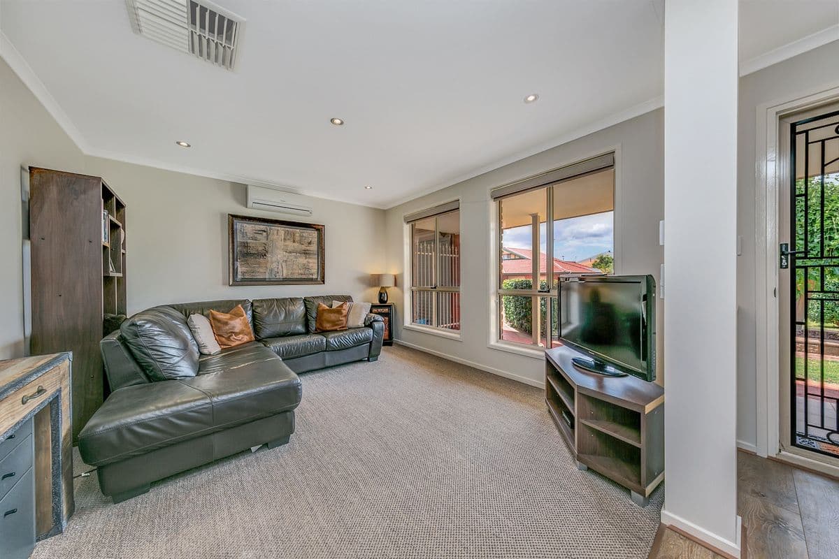 18 Creedon Close, Evanston Park SA 5116, Evanston Park - Thumbnail 2