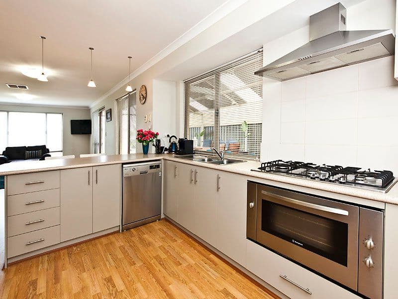 14 Kempeana Way, BALDIVIS WA 6171, Baldivis - Thumbnail 2