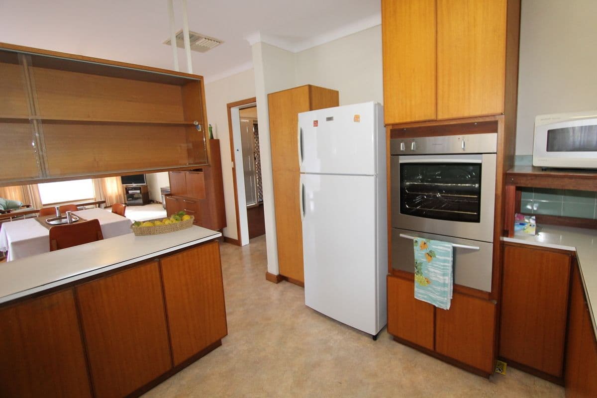 4 Vernon Street, Trigg WA 6029, Trigg - Thumbnail 8
