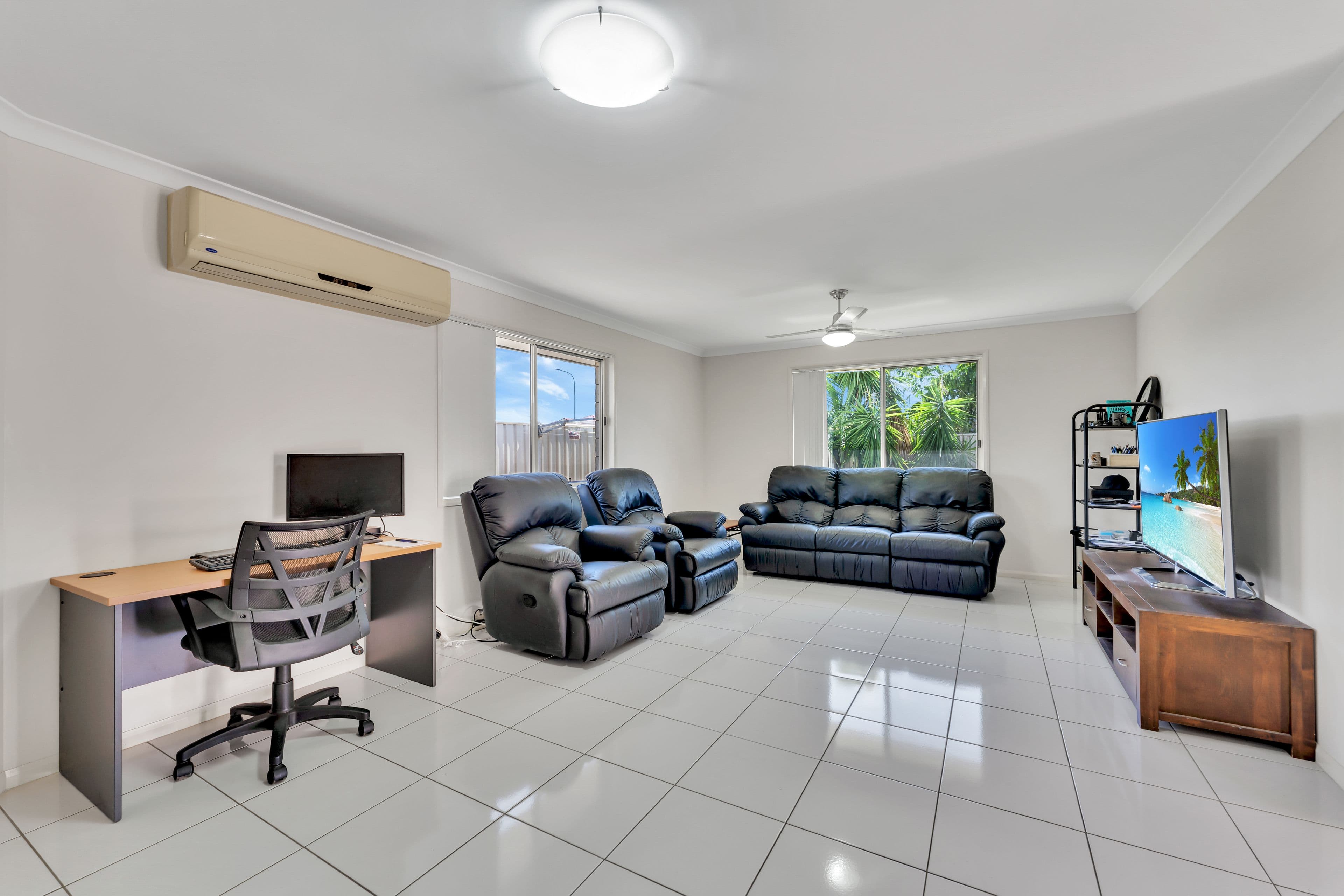 29 Scenic Drive, Emerald QLD 4720, Emerald - Thumbnail 3
