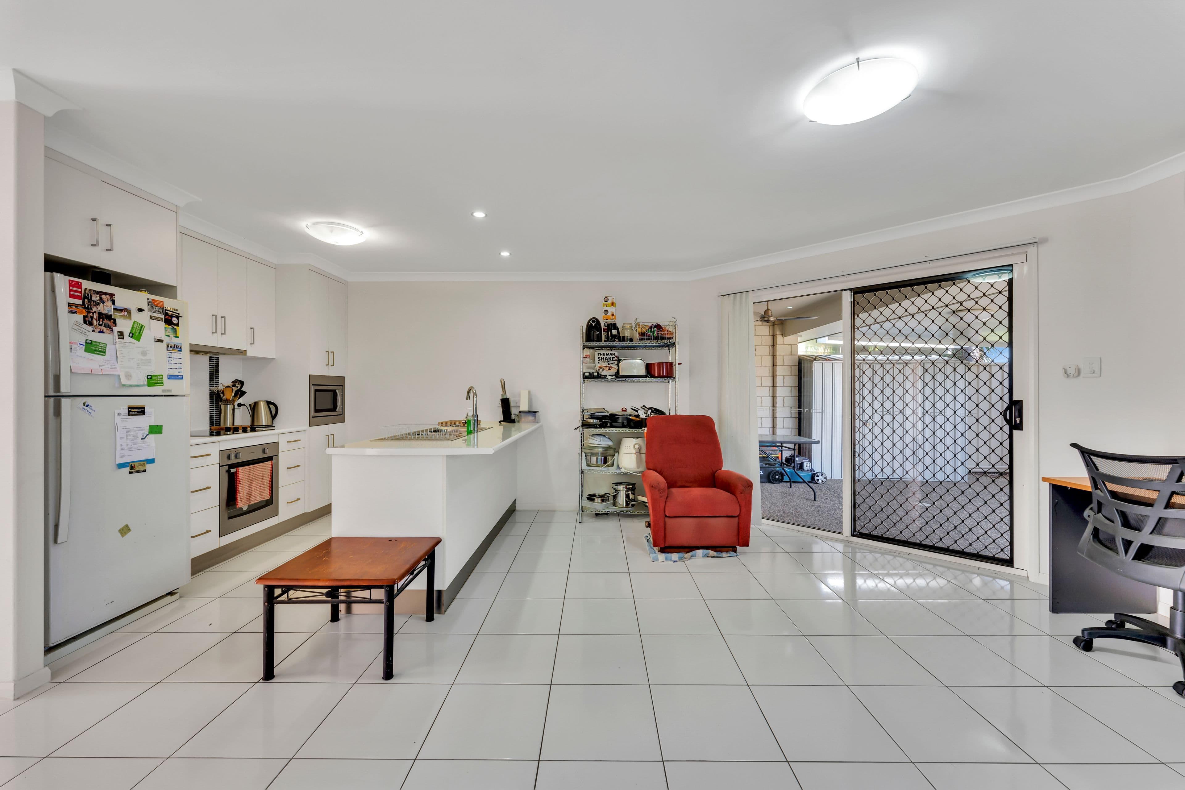 29 Scenic Drive, Emerald QLD 4720, Emerald - Thumbnail 4
