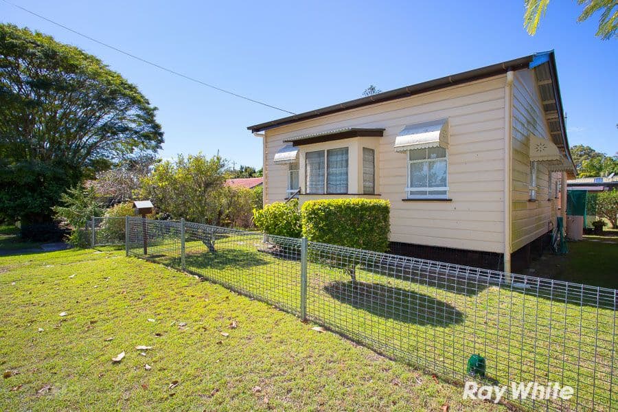4 McDonald Street, BONGAREE QLD 4507, Bongaree - Thumbnail 2