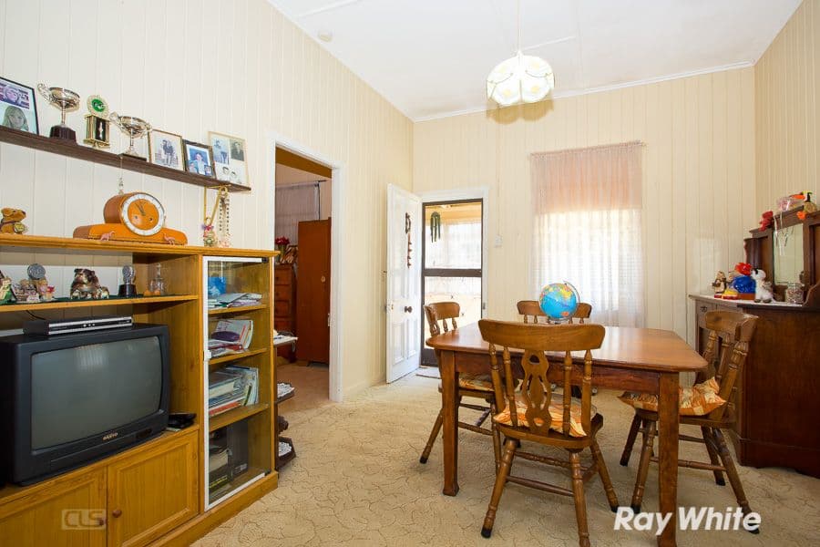 4 McDonald Street, BONGAREE QLD 4507, Bongaree - Thumbnail 5