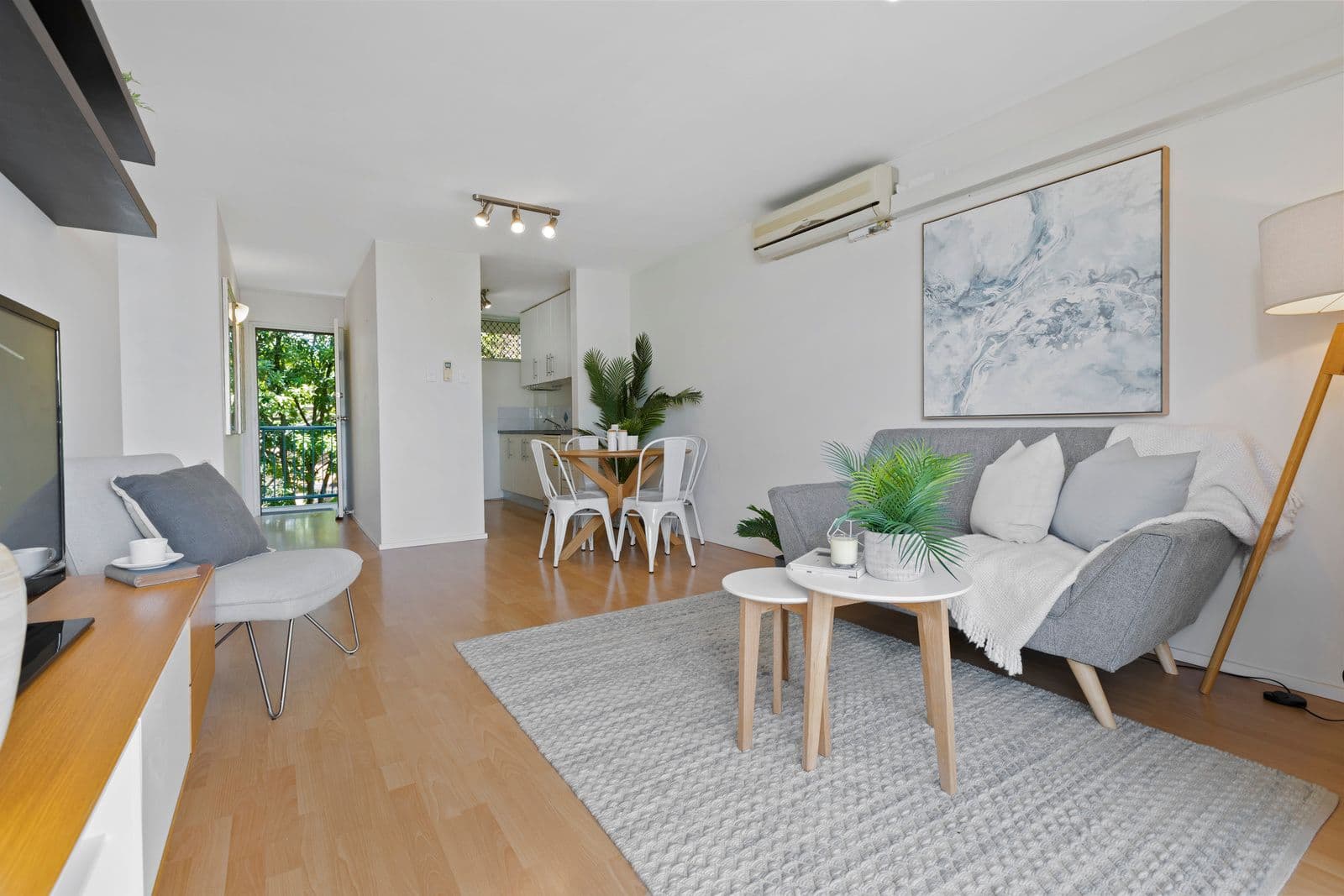 54 Kingsley Parade, Yeronga QLD 4104, Yeronga - Thumbnail 2