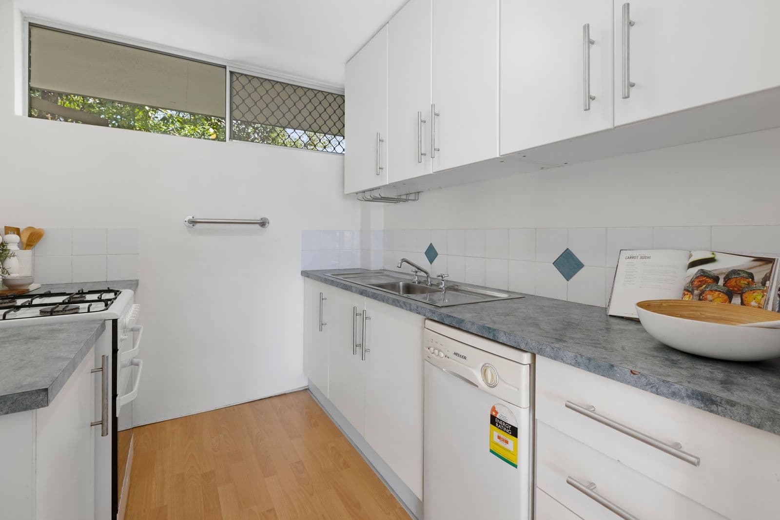 54 Kingsley Parade, Yeronga QLD 4104, Yeronga - Thumbnail 5