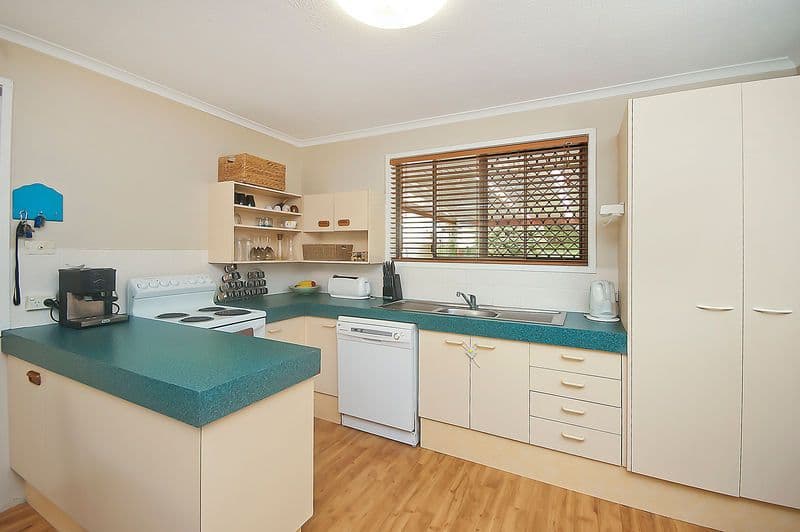 17 McKenzie Drive, CURRUMBIN WATERS QLD 4223, Currumbin Waters - Thumbnail 5