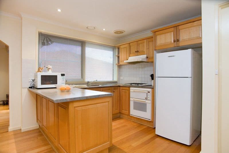 33 Henderson Road, EPPING VIC 3076, Epping - Thumbnail 2