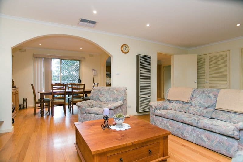33 Henderson Road, EPPING VIC 3076, Epping - Thumbnail 3