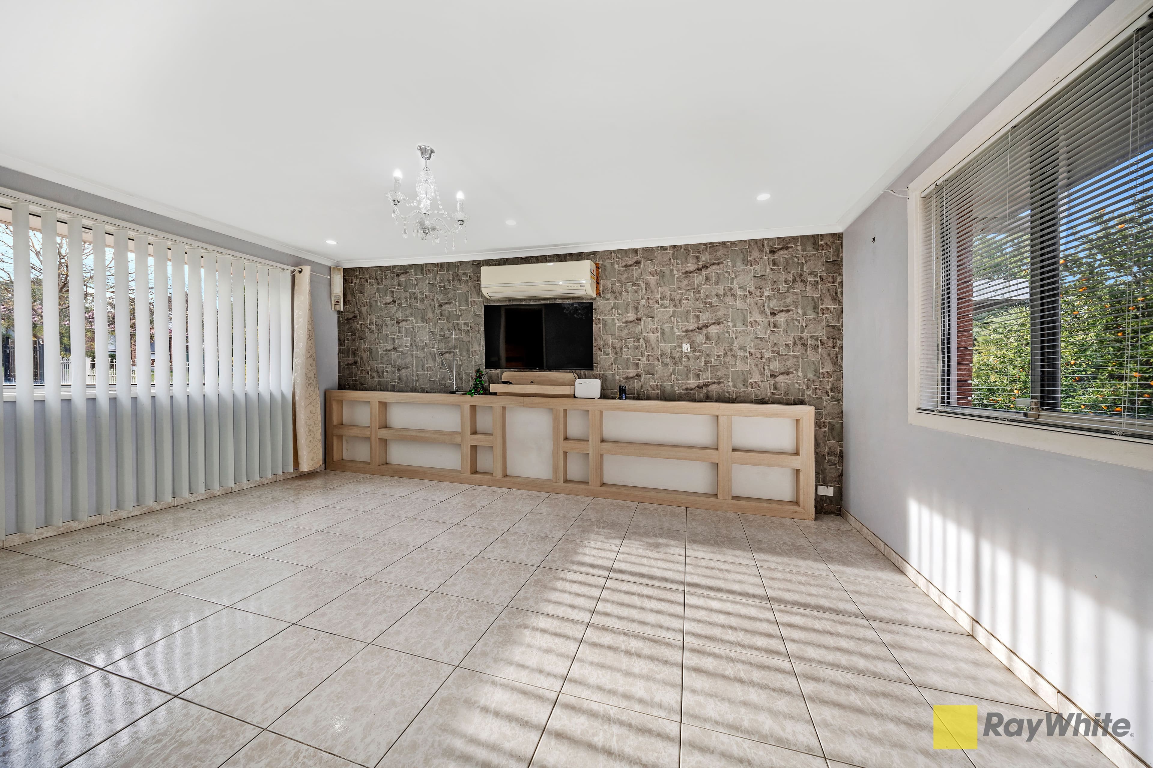 8 Chestnut Crescent, Bidwill NSW 2770, Bidwill - Thumbnail 2