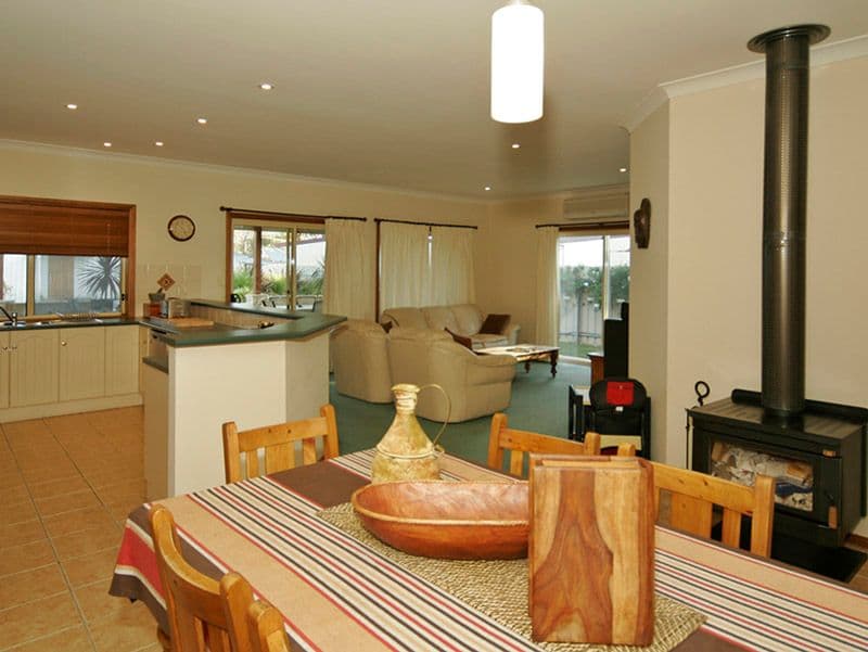 3 Rose Crescent, MCLAREN FLAT SA 5171, McLaren Flat - Thumbnail 2