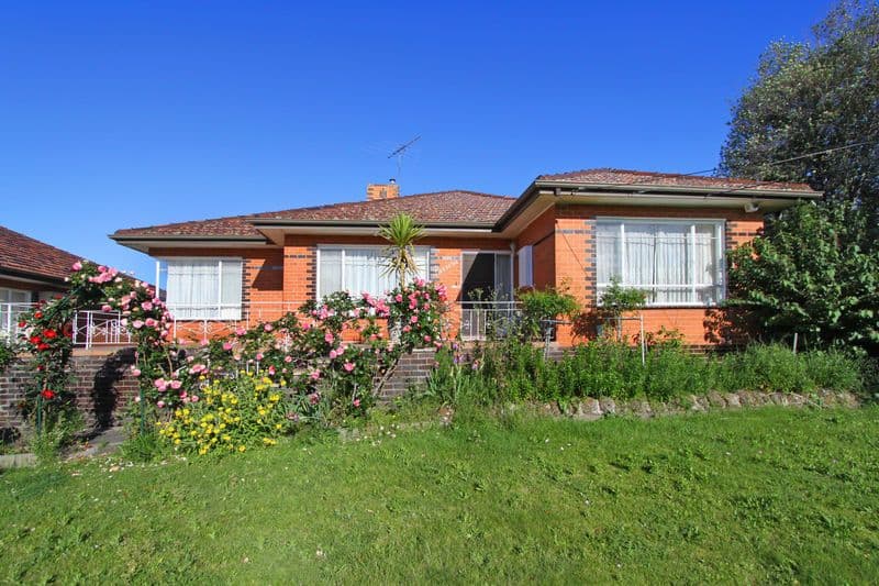 5 Tuhans Road, MOUNT WAVERLEY VIC 3149, Mount Waverley - Image 1