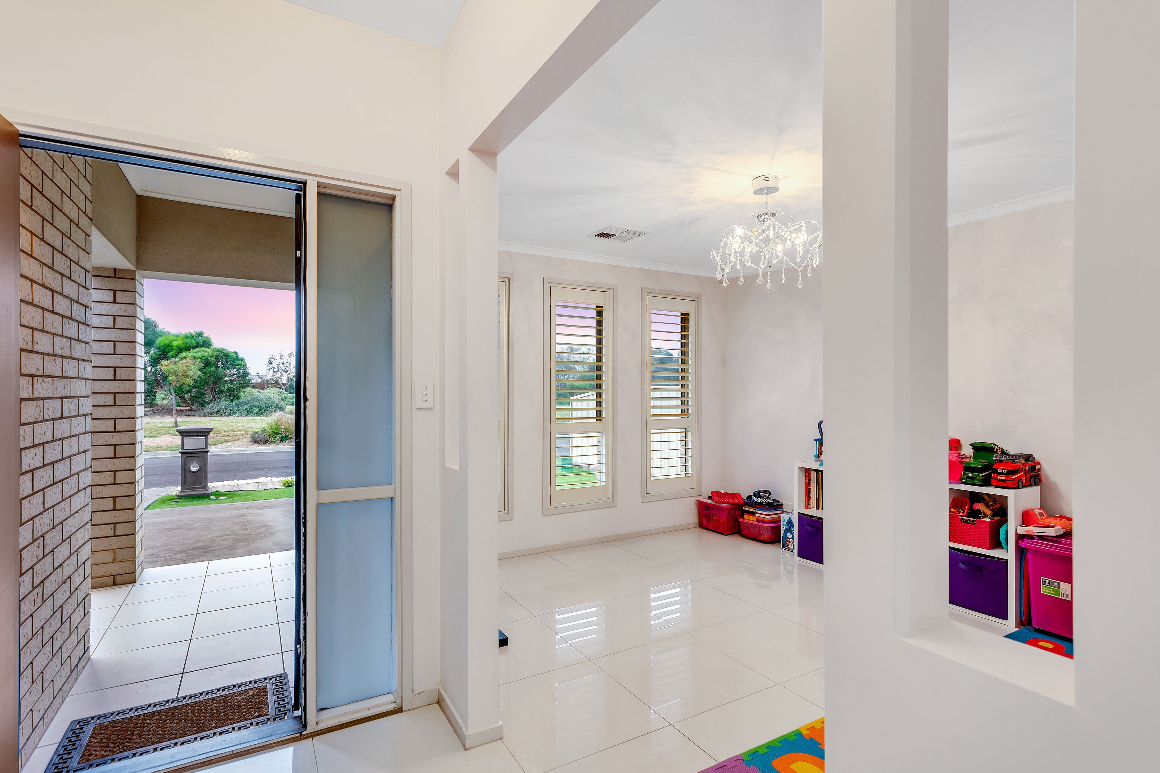 25 Lake Street, Parafield Gardens SA 5107, Parafield Gardens - Thumbnail 2