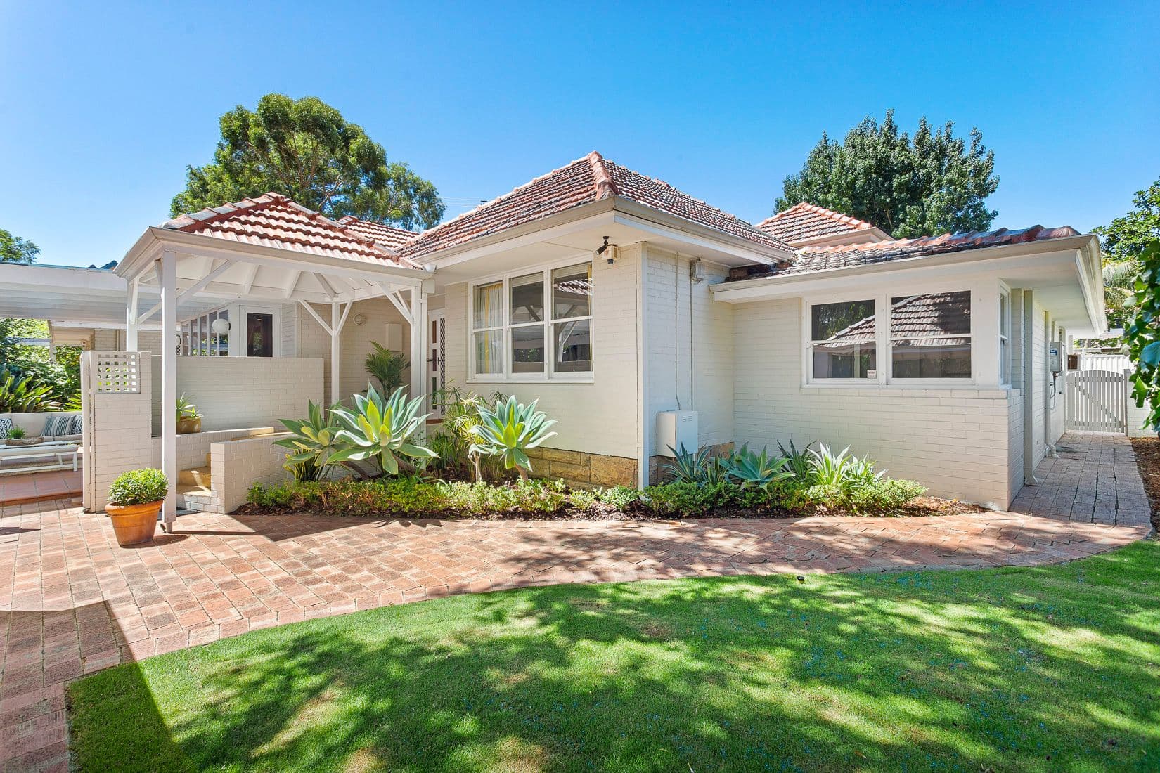 66 Hobbs Avenue, Dalkeith WA 6009, Dalkeith - Image 1