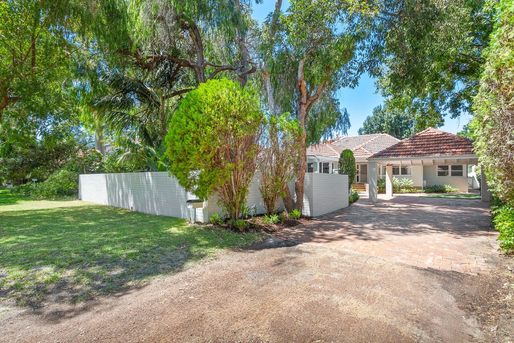 66 Hobbs Avenue, Dalkeith WA 6009, Dalkeith - Thumbnail 2