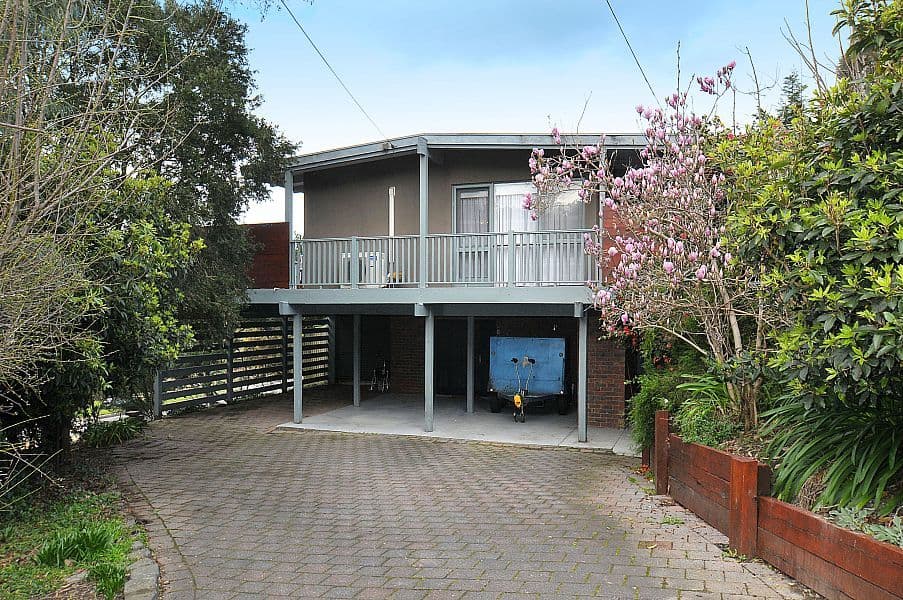 34 Carlinga Drive, VERMONT VIC 3133, Vermont - Image 1