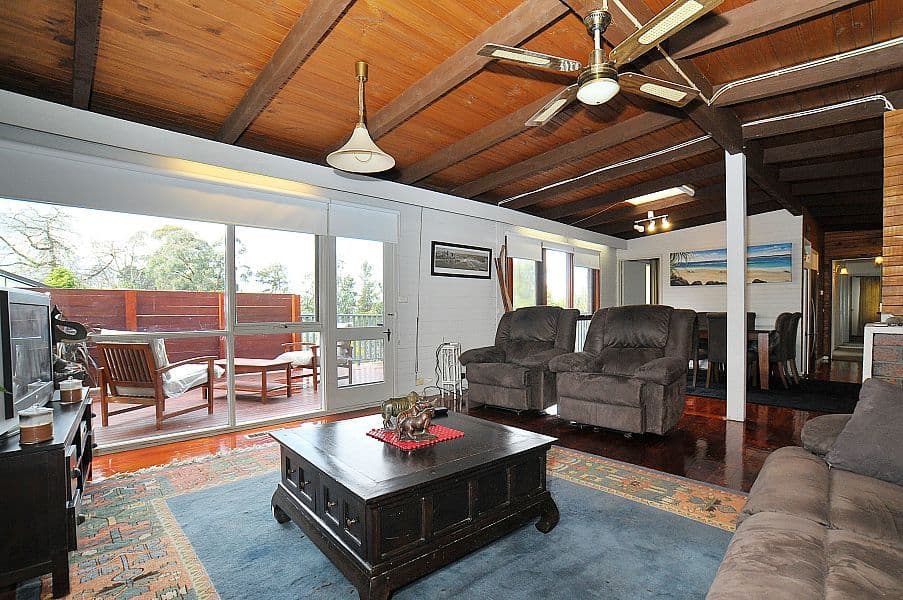 34 Carlinga Drive, VERMONT VIC 3133, Vermont - Thumbnail 2