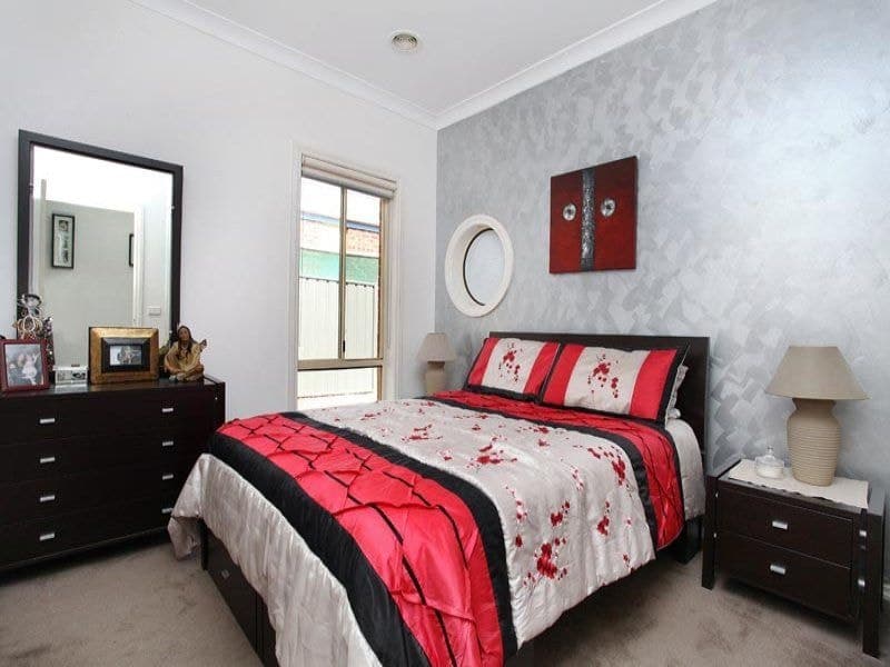 12 Conder Place, Caroline Springs - Thumbnail 7