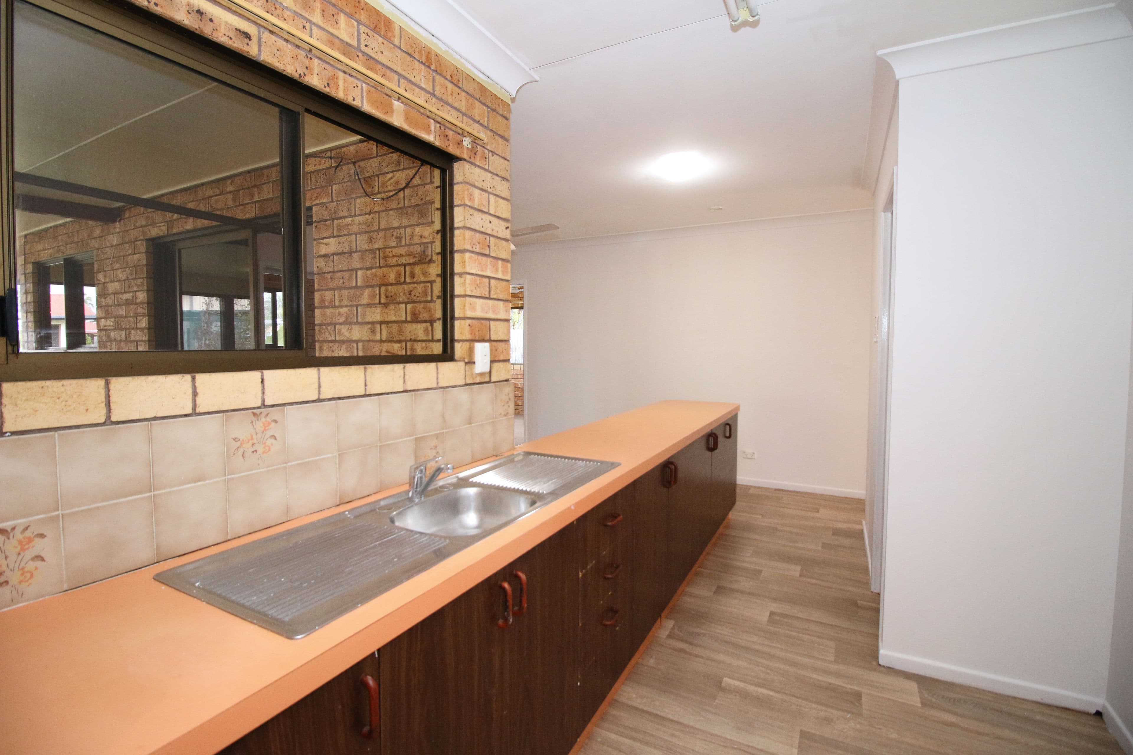10 Cobham Crescent, Kirwan QLD 4817, Kirwan - Thumbnail 3