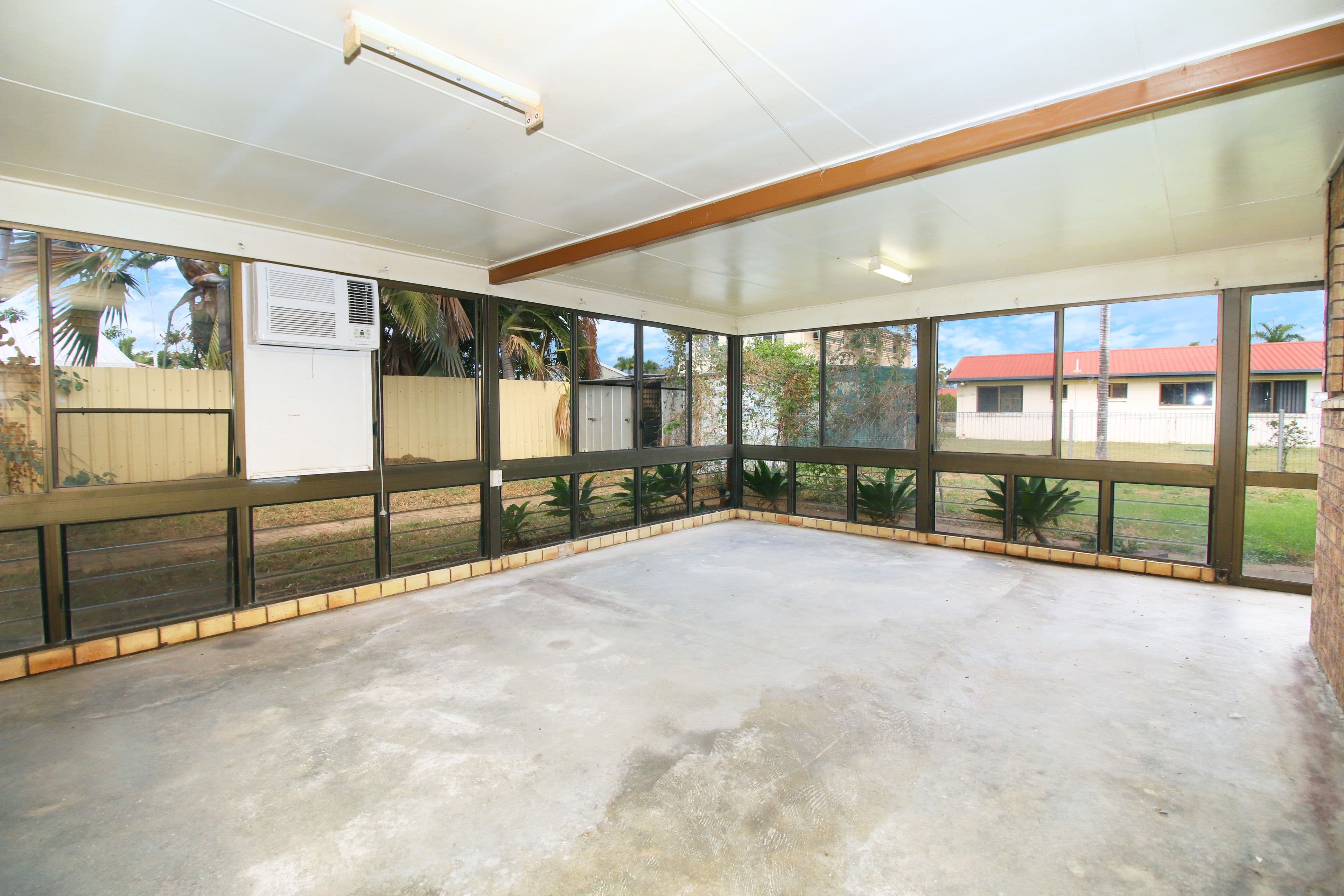 10 Cobham Crescent, Kirwan QLD 4817, Kirwan - Thumbnail 8