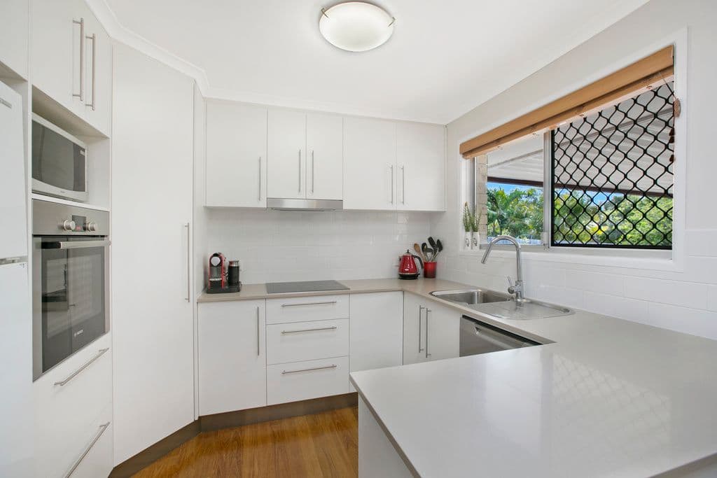 11 Wren Street, Birkdale QLD 4159, Birkdale - Thumbnail 2