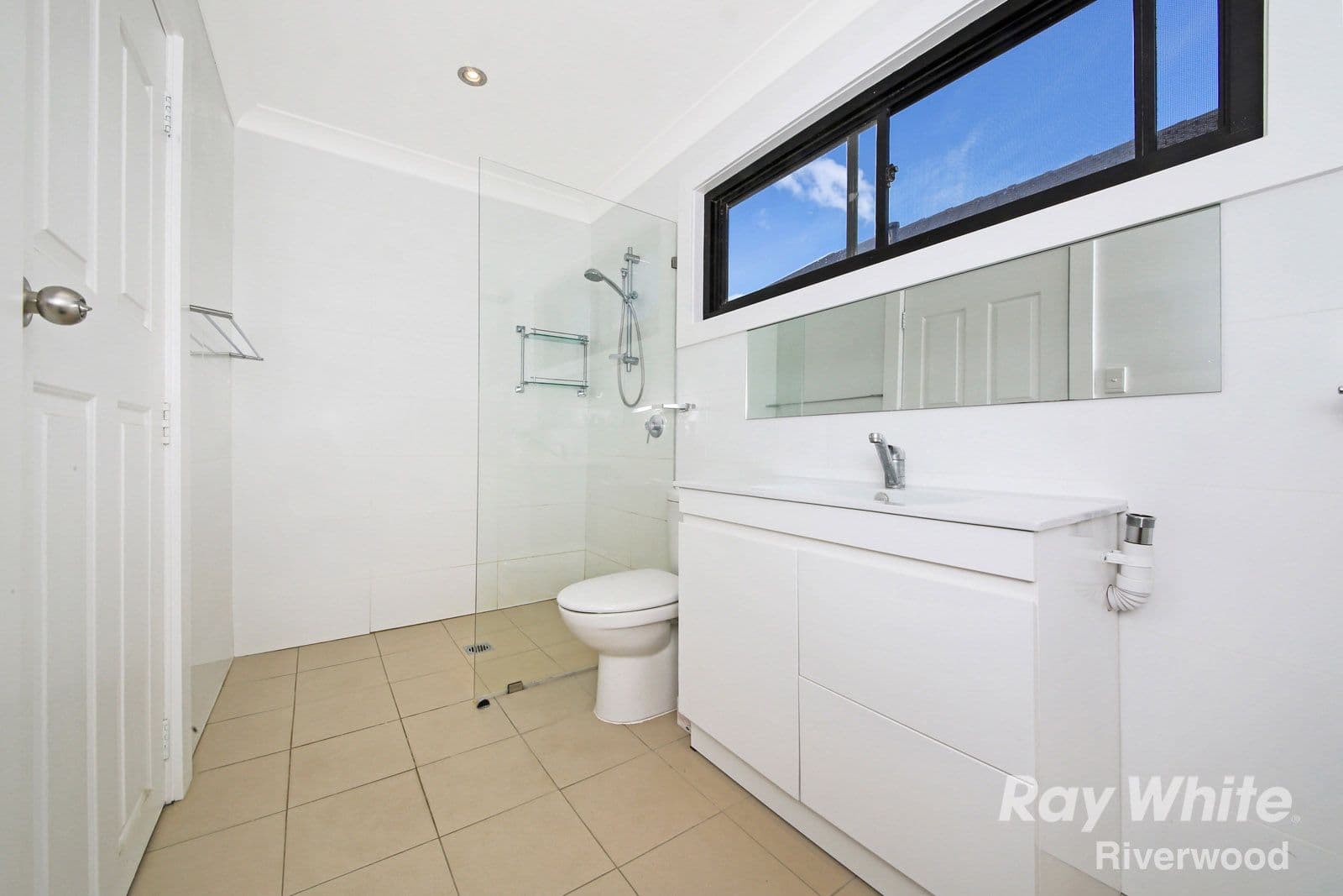 15 Parkland Avenue, Punchbowl NSW 2196, Punchbowl - Thumbnail 7