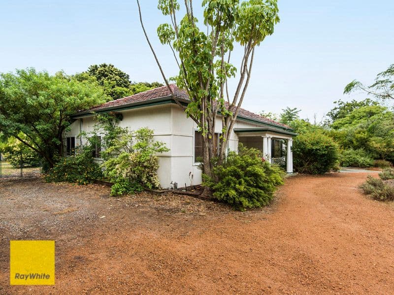 14 Recreation Road, Kalamunda WA 6076, Kalamunda - Thumbnail 4