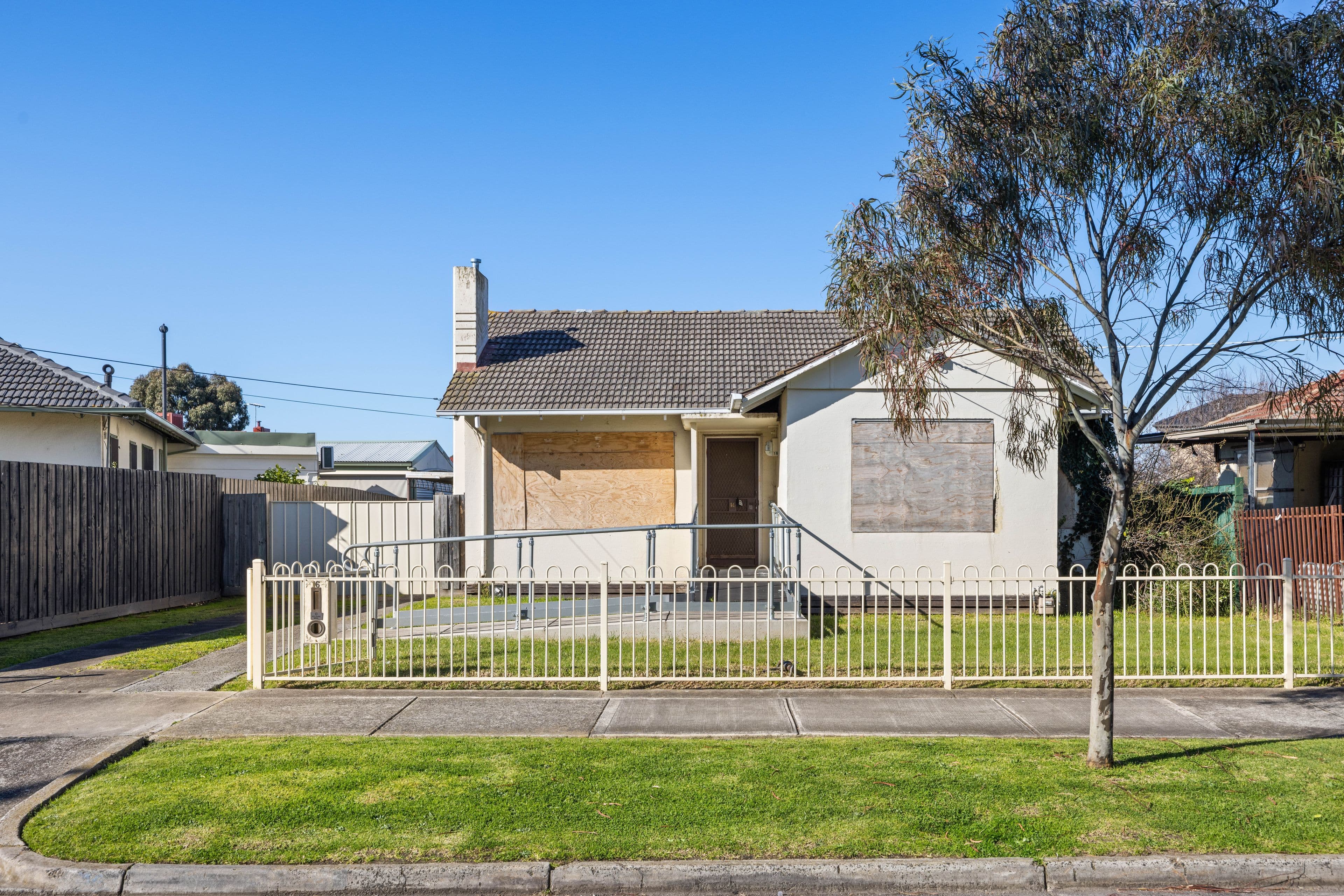 16 Smiley Road, Broadmeadows VIC 3047, Broadmeadows - Thumbnail 3
