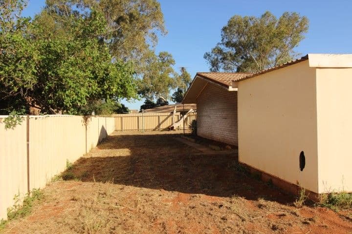 48 Brodie Crescent, South Hedland WA 6722, South Hedland - Thumbnail 3