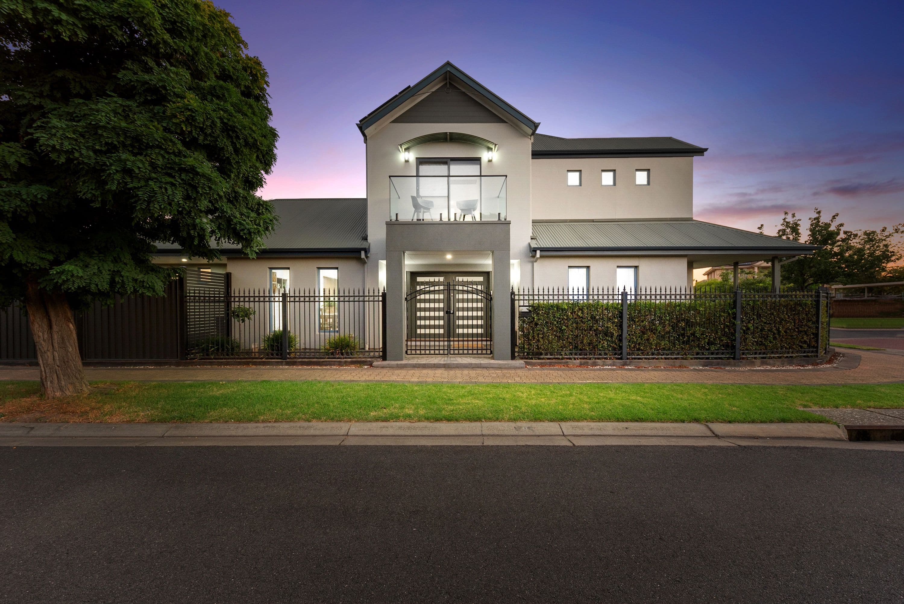 4 Windermere Crescent, Mawson Lakes SA 5095, Mawson Lakes - Thumbnail 2