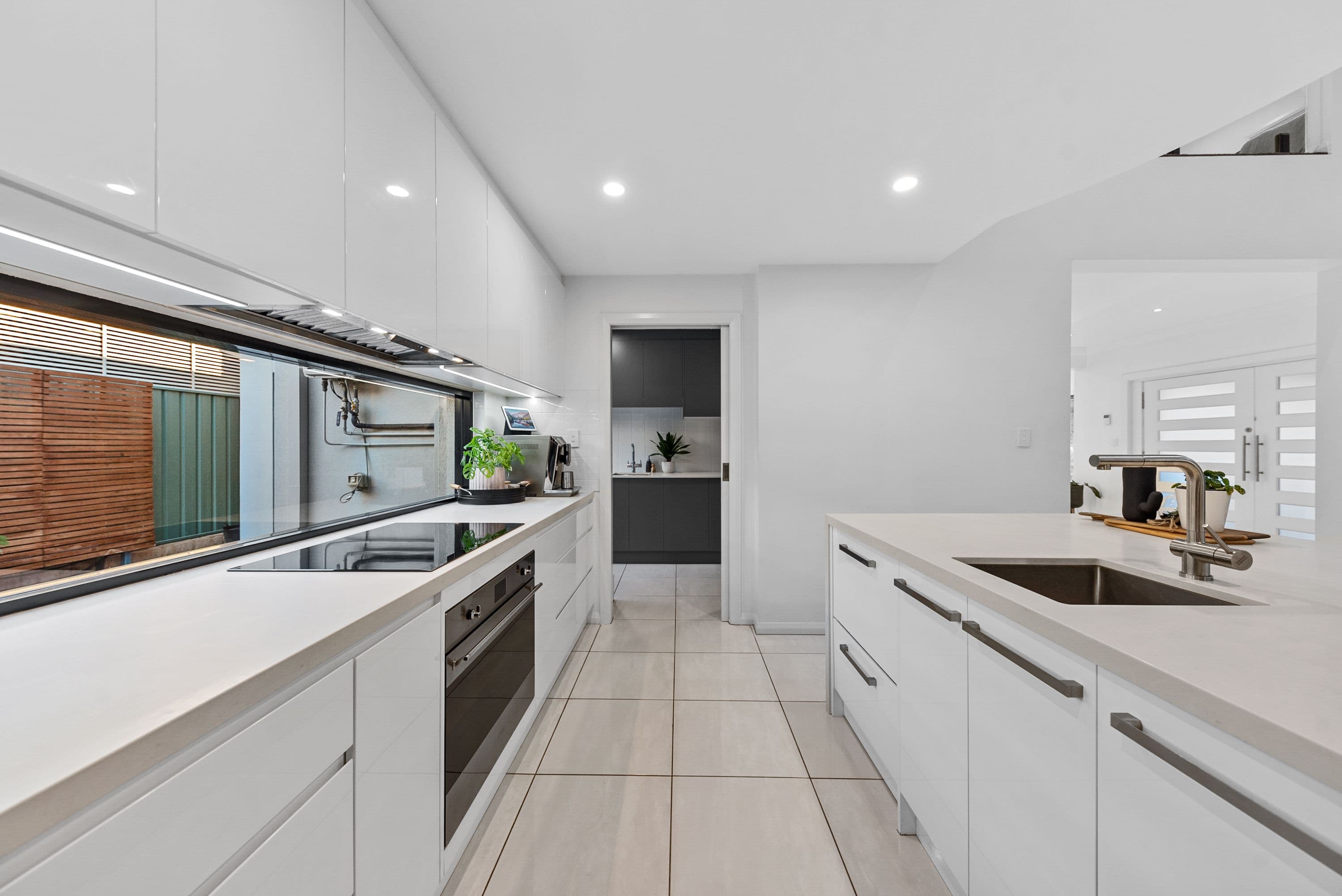 4 Windermere Crescent, Mawson Lakes SA 5095, Mawson Lakes - Thumbnail 7