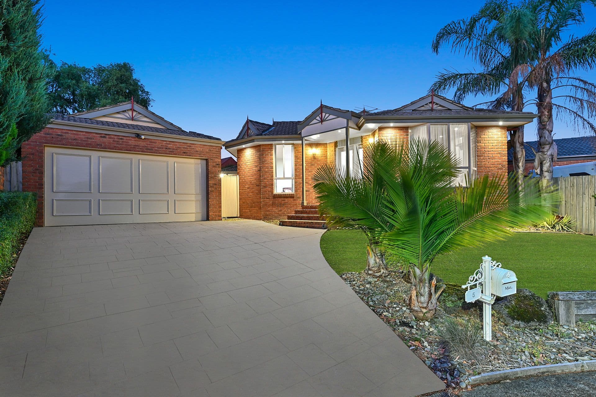 5 Renmark Court, Berwick VIC 3806, Berwick - Image 1