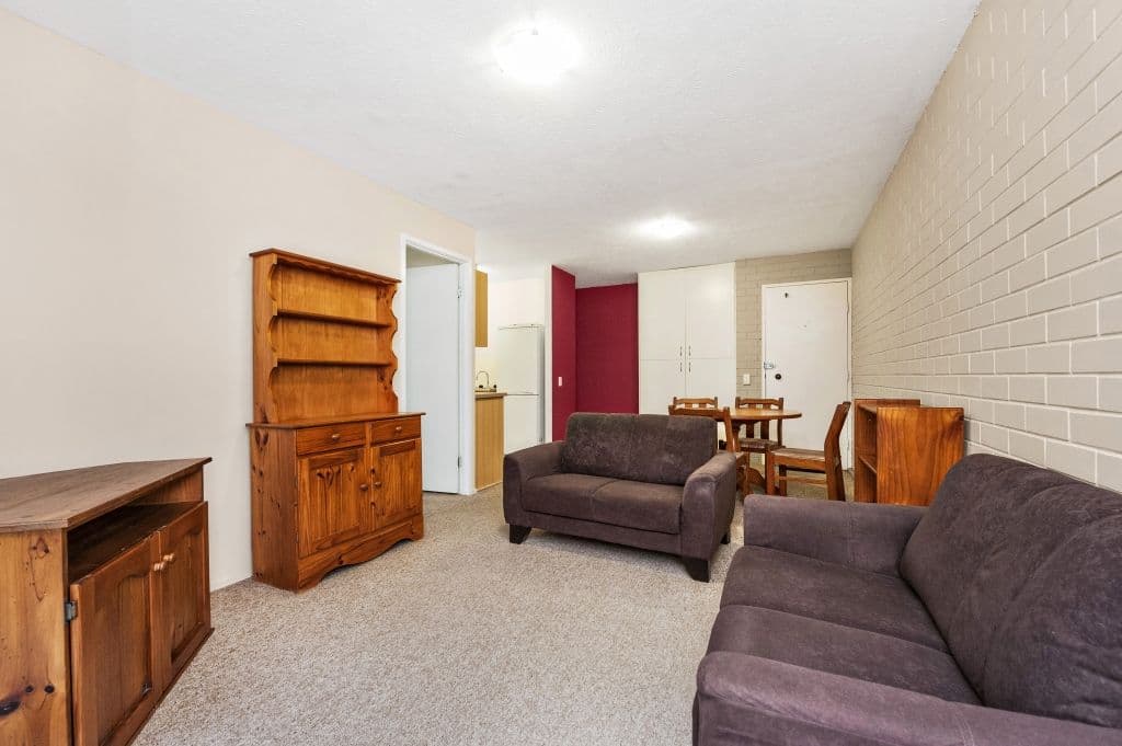 28 Miles Street, Coolangatta QLD 4225, Coolangatta - Thumbnail 3