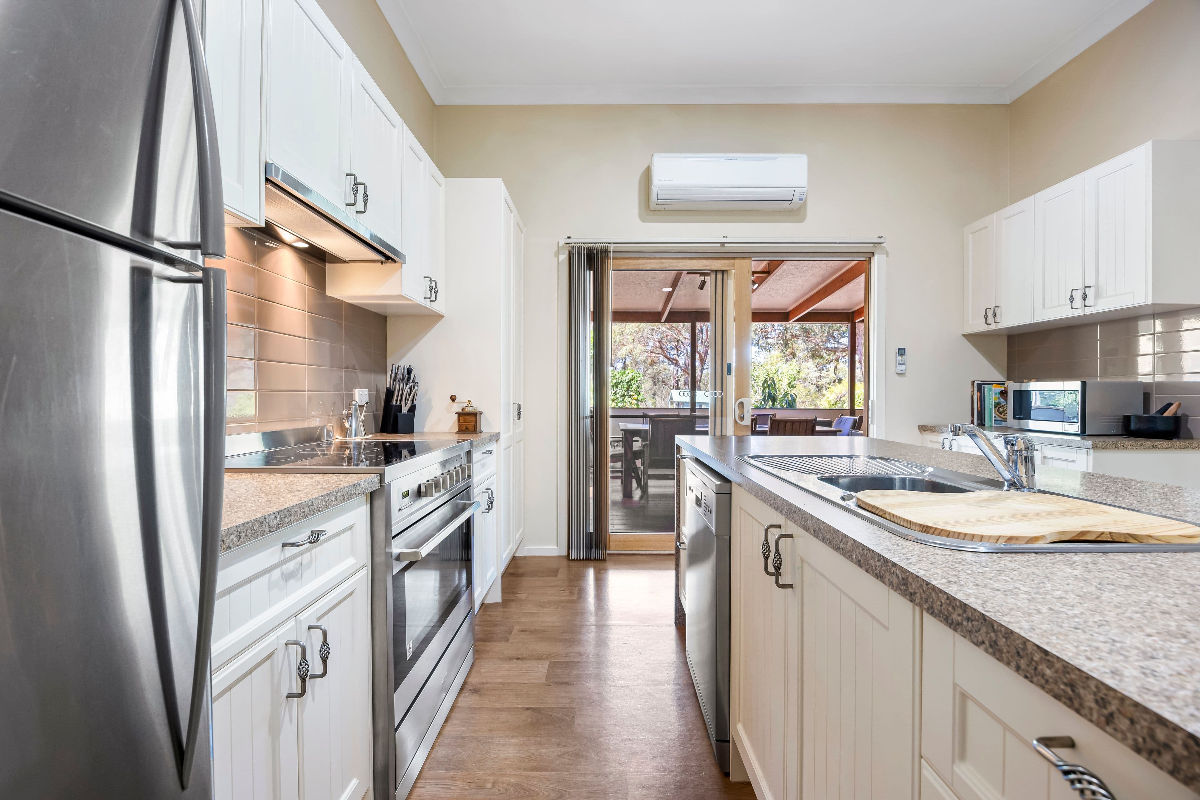 184 Tilligs Road, Scarsdale VIC 3351, Scarsdale - Thumbnail 3