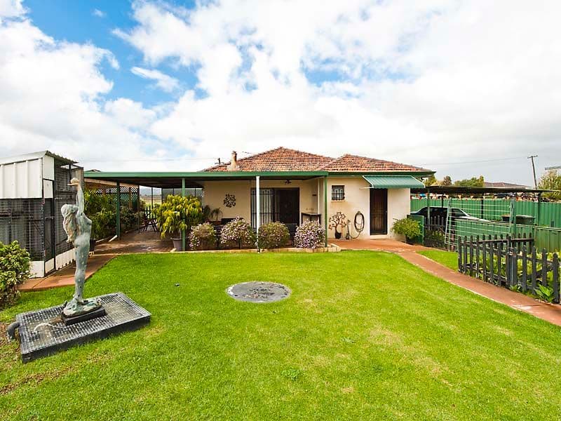 25 Herne Street, HERNE HILL WA 6056, Herne Hill - Image 1