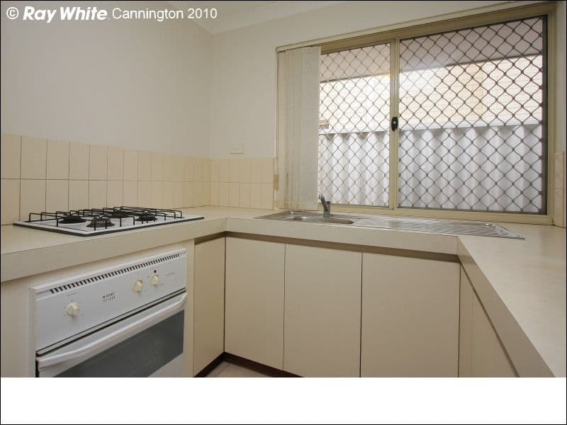 1 Gochean Avenue, BENTLEY WA 6102, Bentley - Thumbnail 2